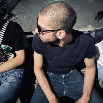  ,   Gio, 25 ,   ,   