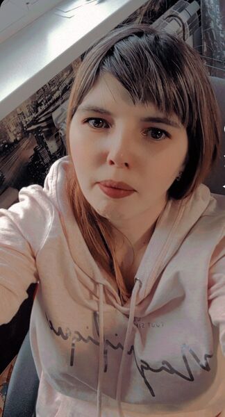  ,   Anna, 37 ,   ,   