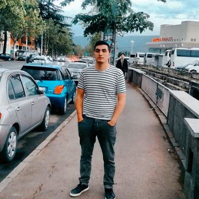  ,   Sergi, 25 ,   ,   