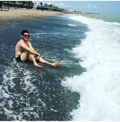  ,   Aziz, 33 ,   ,   , c 