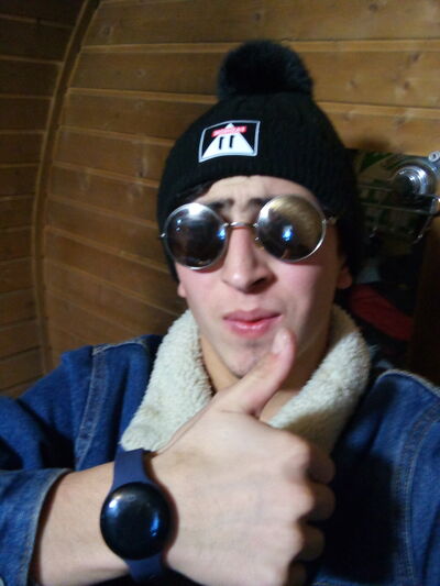  ,   Ruslan, 22 ,   ,   