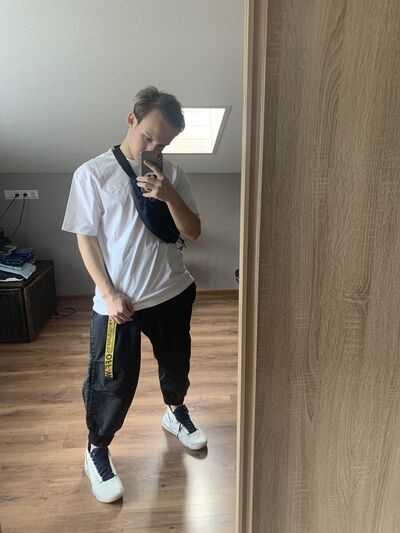  ,   LS, 24 ,   