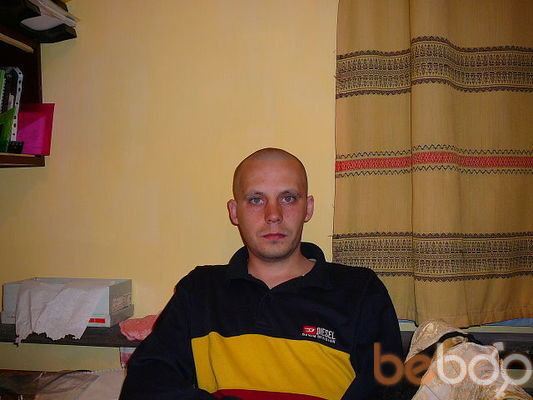  ,   Demyan, 40 ,  