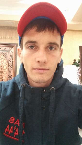  ,   Andrii, 33 ,     , c 