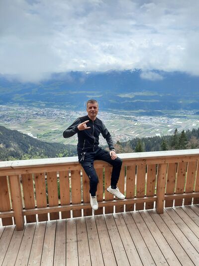  ,   Igor, 38 ,   ,   