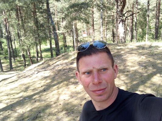  ,   Vitalii E, 41 ,   ,   , c , 