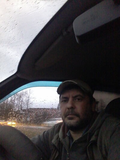  -,   Rus, 49 ,  