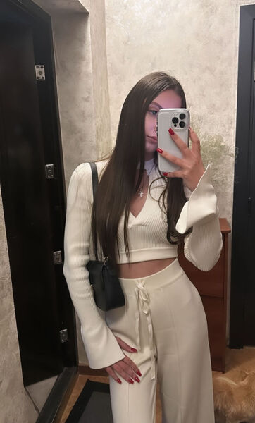  ,   Viktoriia, 23 ,   ,   