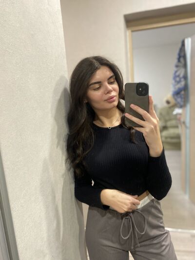  ,   Daria, 25 ,   ,   