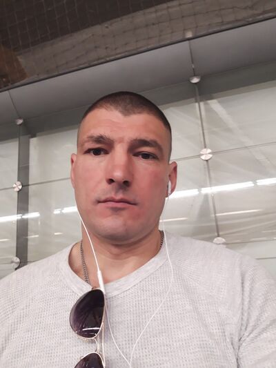  ,   Serj, 40 ,   