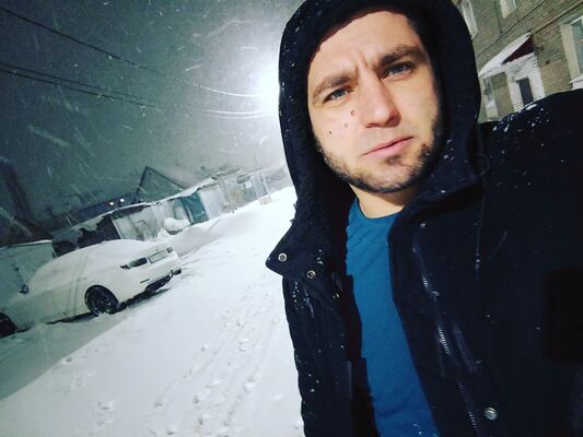  ,   Roman, 33 ,   ,   