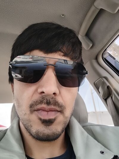  -,   Garrik, 31 ,   ,   