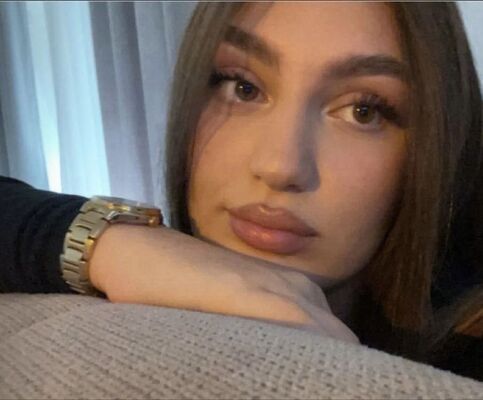  ,   Dumitrita, 27 ,   ,   
