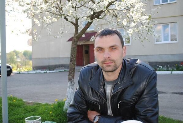  ,   Taras, 26 ,   