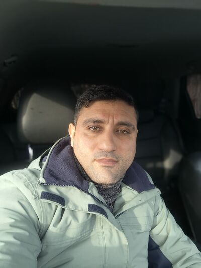  ,   Adam, 28 ,   ,   