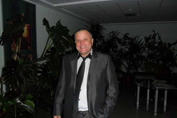  ,   Leonid, 65 ,   ,   , c 