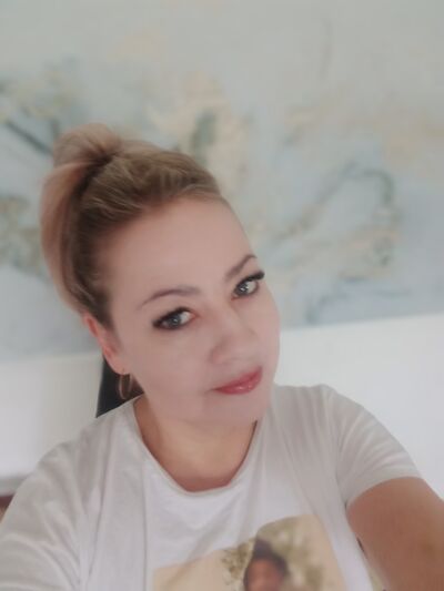  --,   , 52 ,   c 