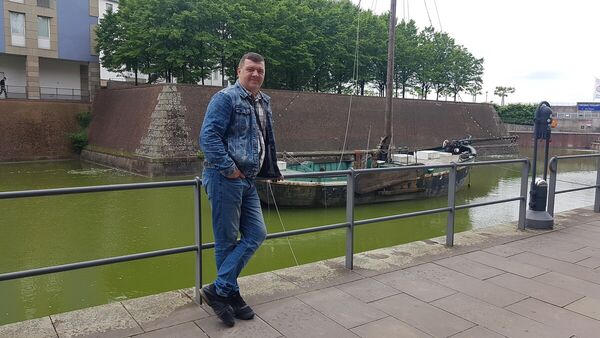  Dietzenbach,   , 45 ,     , c 