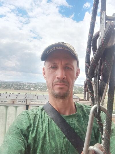  ,   Slava, 42 ,   ,   , c , 