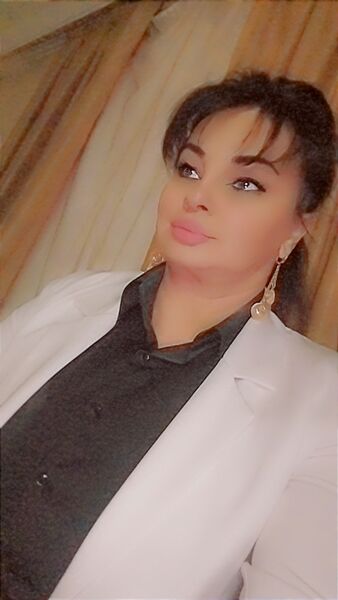  ,   Elyanora, 43 ,   ,   