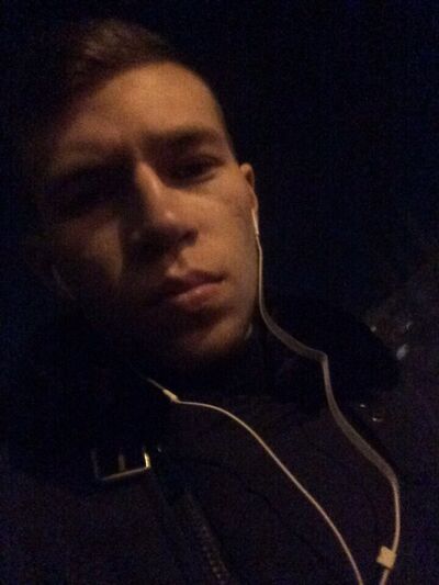  ,   Tim, 26 ,   