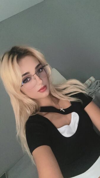  Newton,   Zara, 33 ,   ,   