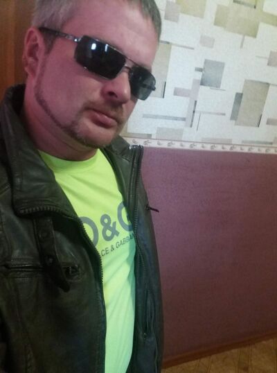  ,   Paul, 43 ,   ,   , c 
