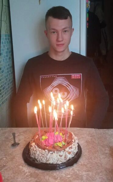  ,   Maxim, 20 ,   c 