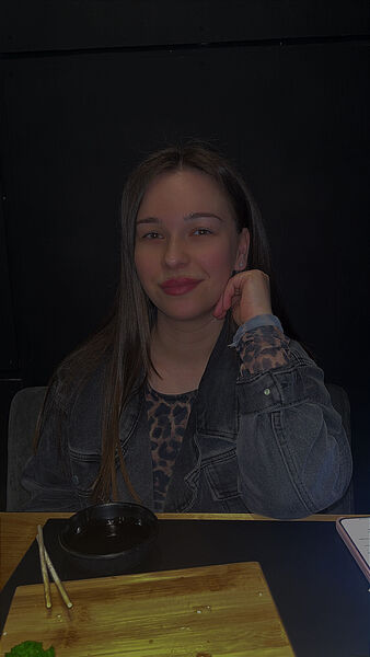  ,   , 28 ,   ,   