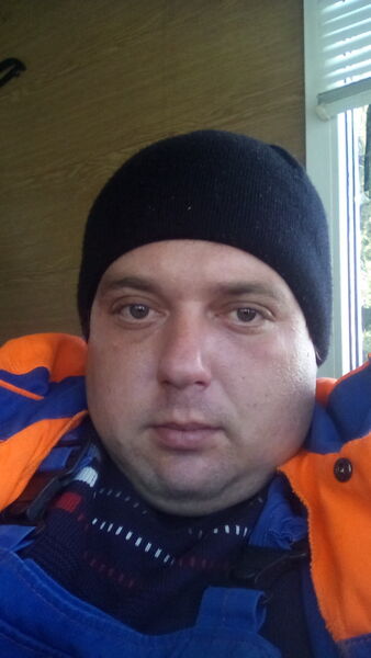  ,   Leonid, 36 ,   