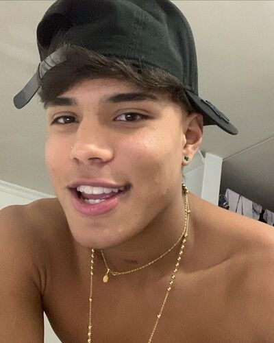  ,   Sebastian, 23 ,   ,   