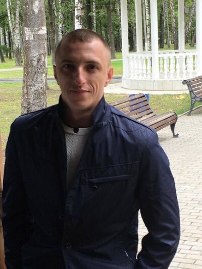  ,   Ilya, 37 ,   ,   