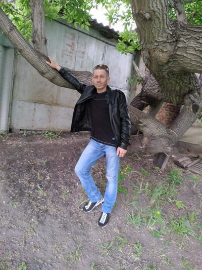  ,   Ruslan, 51 ,   ,   , c , 