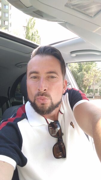  ,   Alex, 43 ,   ,   , c , 