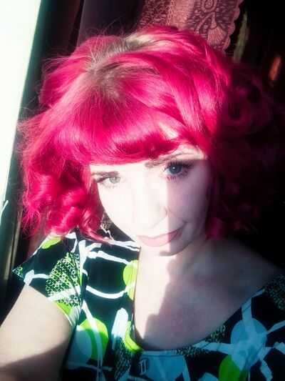  ,   Ekaterina, 43 ,   c 