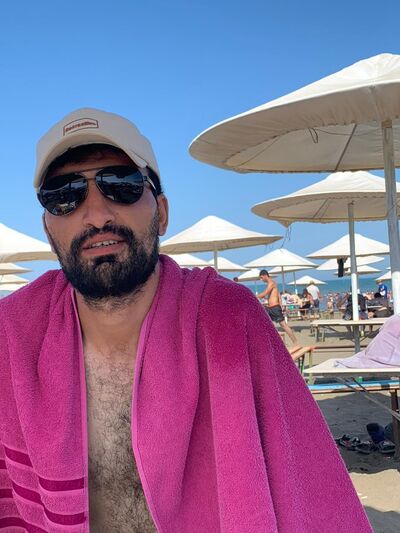   ,   Araz, 34 ,   ,   