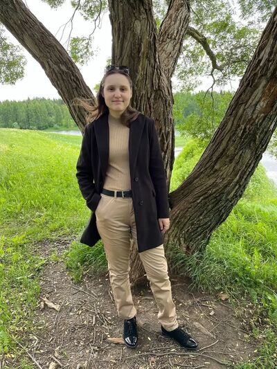  ,   Karina, 23 ,     , c , 