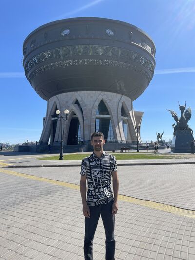  ,   Dilovar, 24 ,   ,   