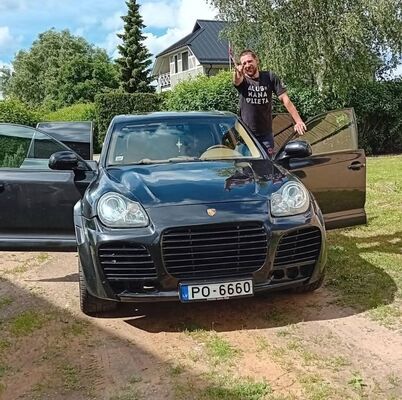  Weert,   Nauris, 35 ,   ,   