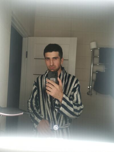  ,   Arman, 23 ,   ,   