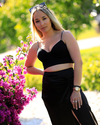  ,   Melissa, 32 ,   c 