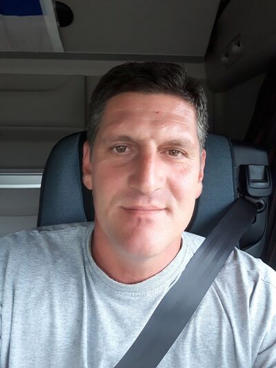  ,   Vladimir, 47 ,   ,   , c , 