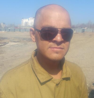  --,   Oleg, 42 ,   ,   
