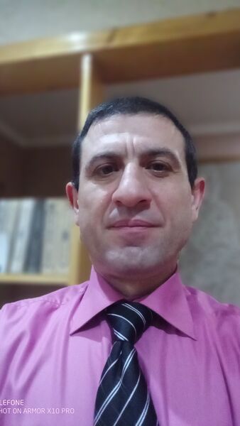  ,   Yurii, 52 ,   c 