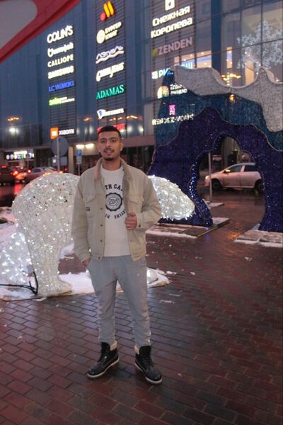  ,   Youness, 30 ,   ,   