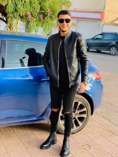  ,   Hamouda, 25 ,     , c 