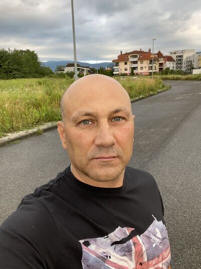 -,   Sergei, 49 ,   ,   , c , 