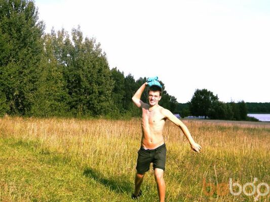  ,   Matvei, 32 ,   