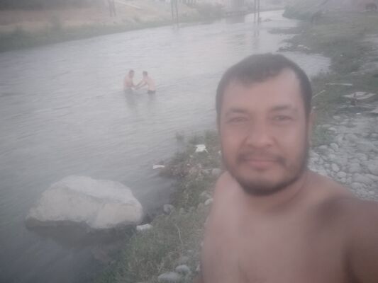  ,   Shuxrat, 40 ,   ,   