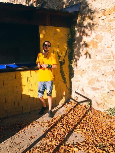  ,   Verski, 34 ,   ,   